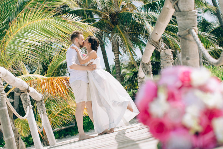 Бело-розовая свадьба Марии и Ильи в Пунта-Кане – WedDesign | Свадьба в Доминикане