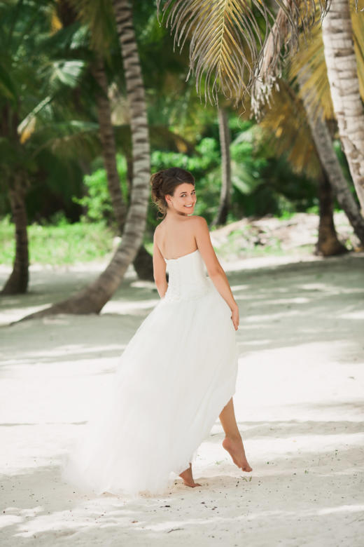 Классическая белая свадьба в Доминикане Ольги и Александра на острове Саона – WedDesign | Свадьба в Доминикане