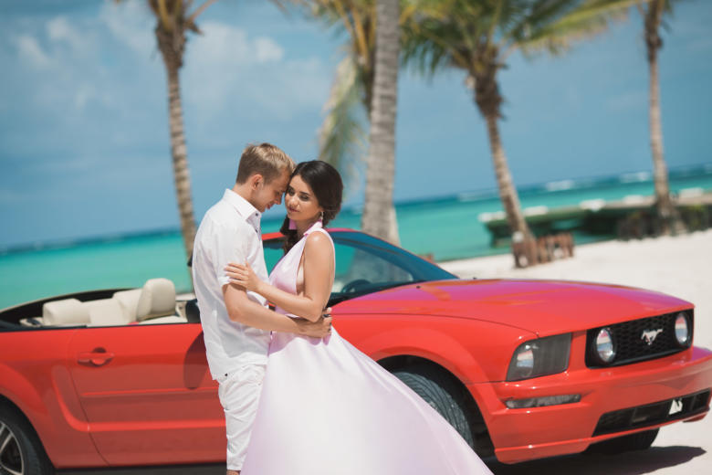 Романтическое предложение руки и сердца на пляже Хуанийо в Кап Кане – WedDesign | Свадьба в Доминикане
