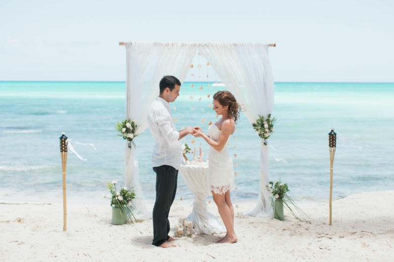 Свадебная церемония в стиле рустик на острове Саона Кристины и Геннадия – WedDesign | Свадьба в Доминикане
