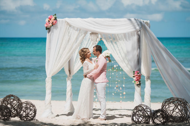 Романтическая история любви Романа и Елены в Доминиканской Республике | WedDesign – Свадьба в Доминикане