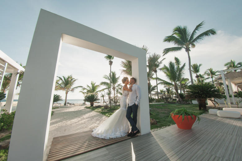 Шикарная свадьба в Доминикане Арнольда и Алисы в ресторане «Тракадеро» | WedDesign – Свадьба в Доминикане