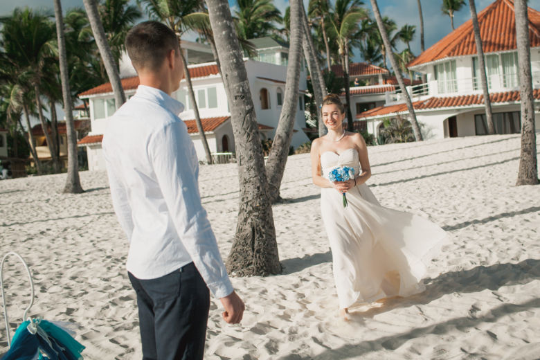 Свадебная церемония в Доминиканской Республике на пляже «Баунти» Юлии и Вячеслава | WedDesign – Свадьба в Доминикане