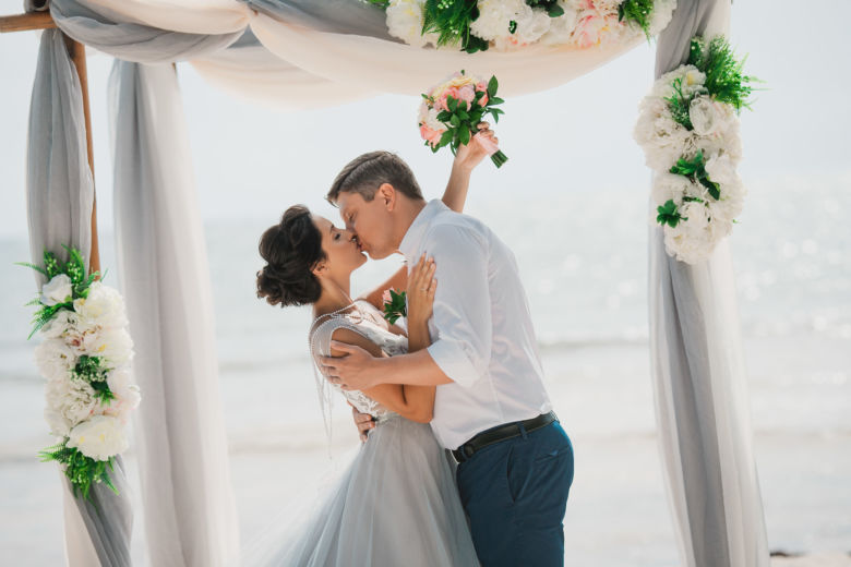 Свадьба в Доминикане в сером цвете на приватном пляже – WedDesign – Свадьба в Доминикане