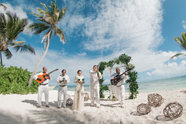 Тропическая свадьба в Доминикане на приватном пляже Дианы и Стаса